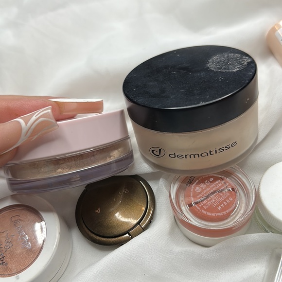 Shadows - Picture 4 of 4